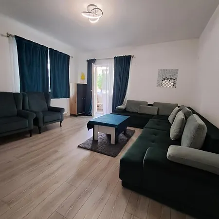 Apartment Modern Cozy Flat In Berceni Near Transportation Bucharest