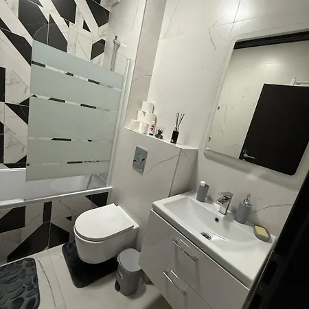 Modern Cozy Flat In Berceni Near Transportation