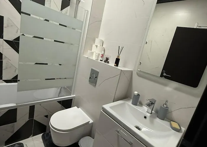 Modern Cozy Flat In Berceni Near Transportation